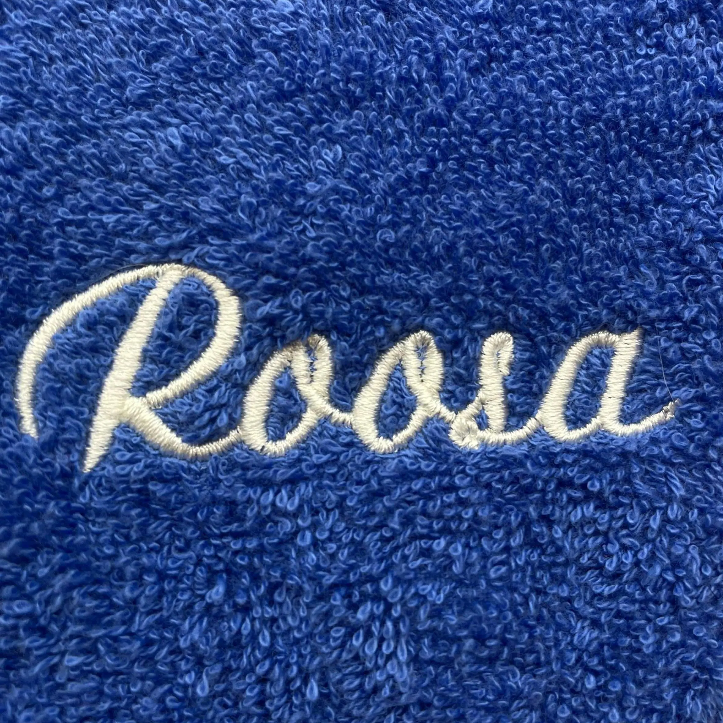 Roosa nimen brodeeraus