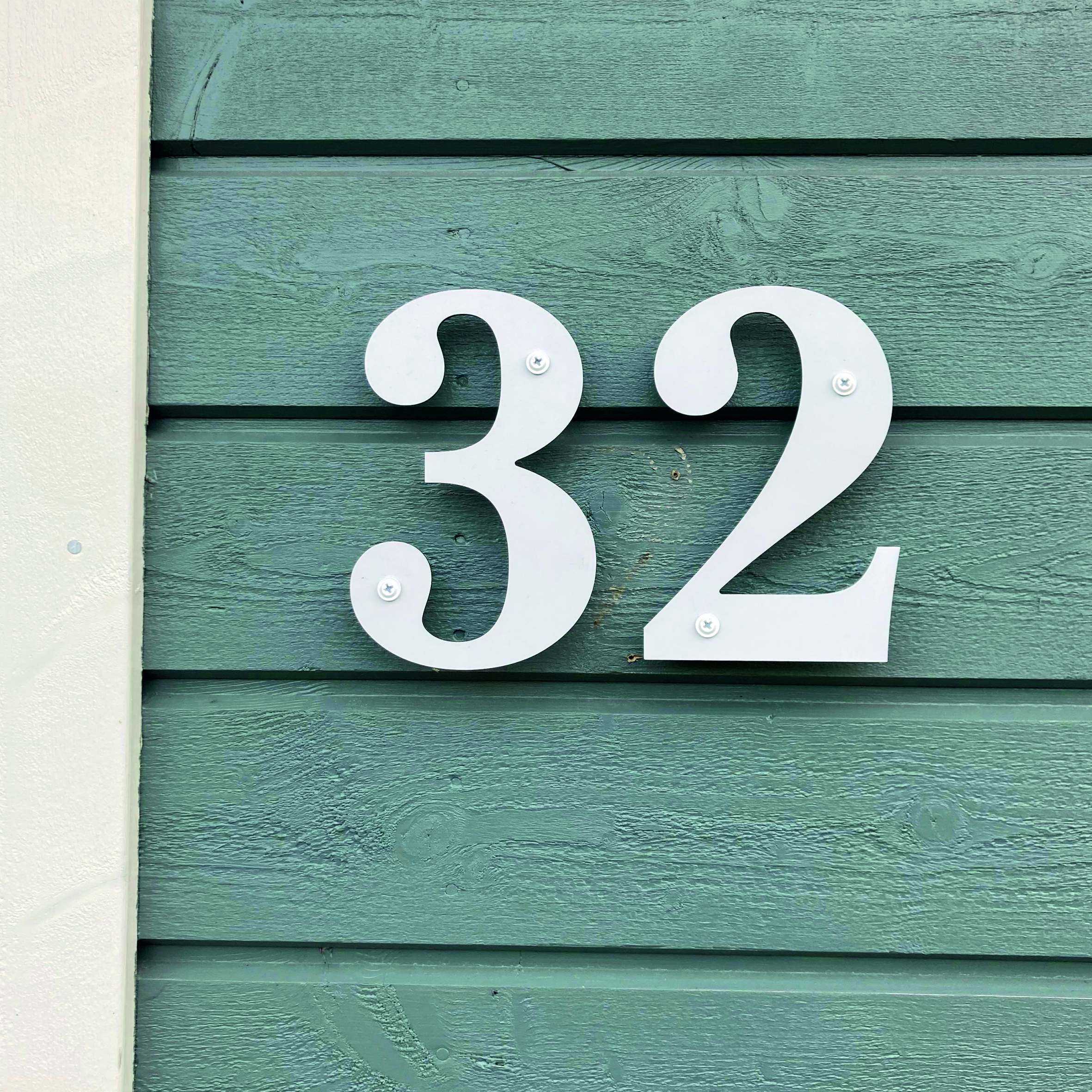 Talonumerokyltti 2mm alumiinipohjalla.