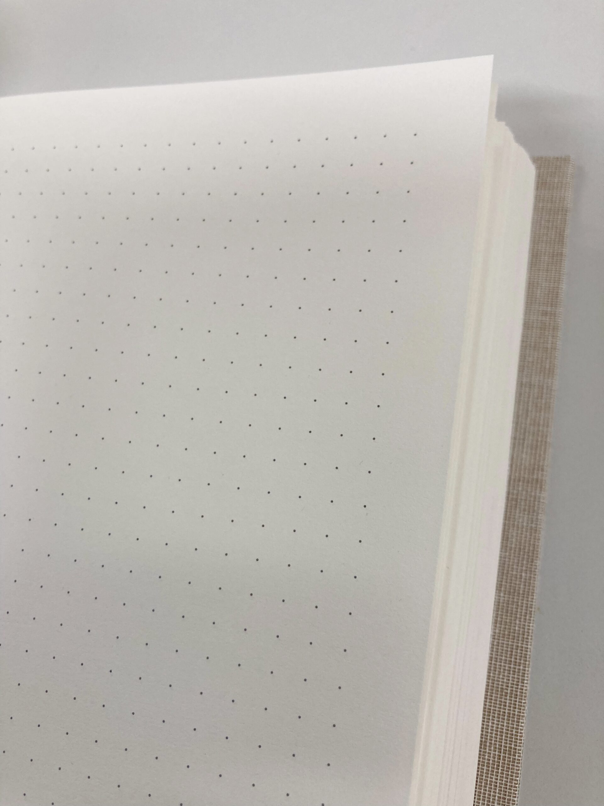 vieraskirja jonka voit antaa lahjaksi ystäville, sopii häihin, mökille, lisää oma valokuvasi ja haluamasi teksti